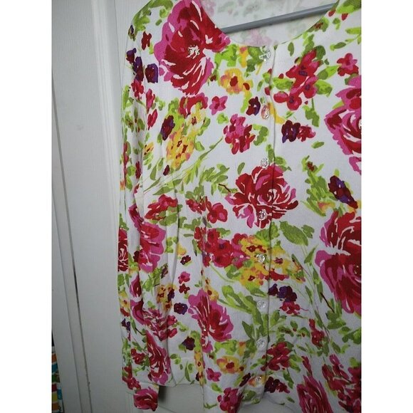 CHARTER Club White Red Flower Sequin Accent Button  round neck Cardigan Size PXL - Picture 2 of 11
